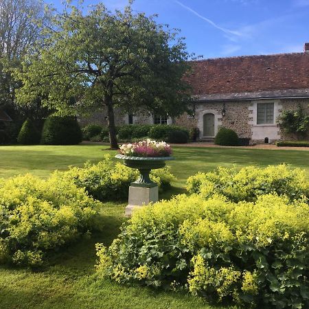 Le Manoir De Maucartier Bed & Breakfast Monnaie Dış mekan fotoğraf