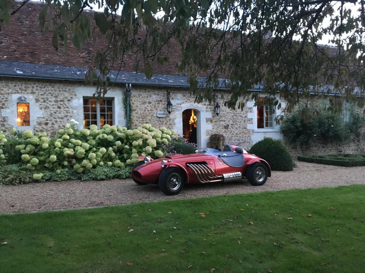 Le Manoir De Maucartier Bed & Breakfast Monnaie Dış mekan fotoğraf