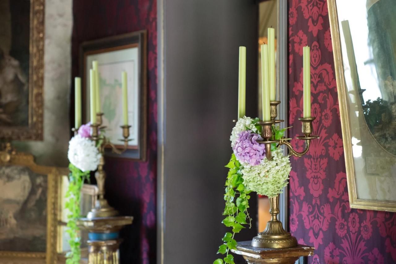 Le Manoir De Maucartier Bed & Breakfast Monnaie Dış mekan fotoğraf