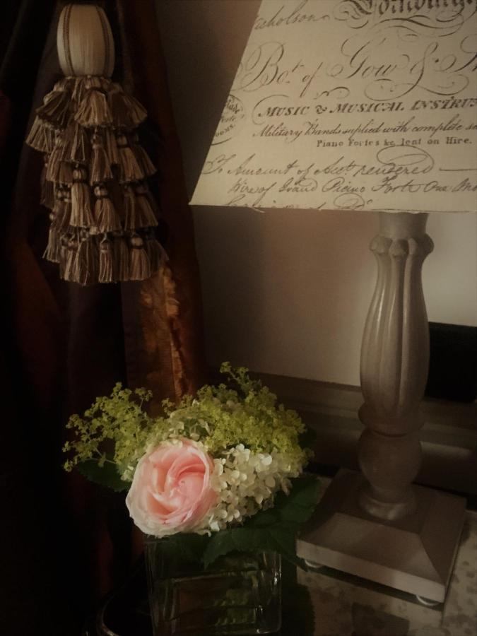 Le Manoir De Maucartier Bed & Breakfast Monnaie Dış mekan fotoğraf