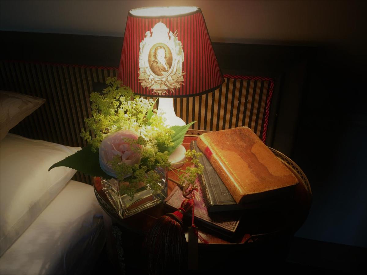 Le Manoir De Maucartier Bed & Breakfast Monnaie Dış mekan fotoğraf