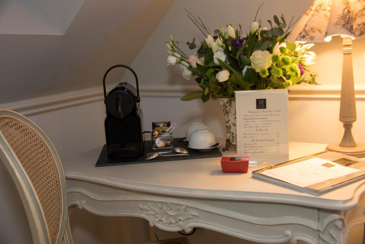 Le Manoir De Maucartier Bed & Breakfast Monnaie Dış mekan fotoğraf
