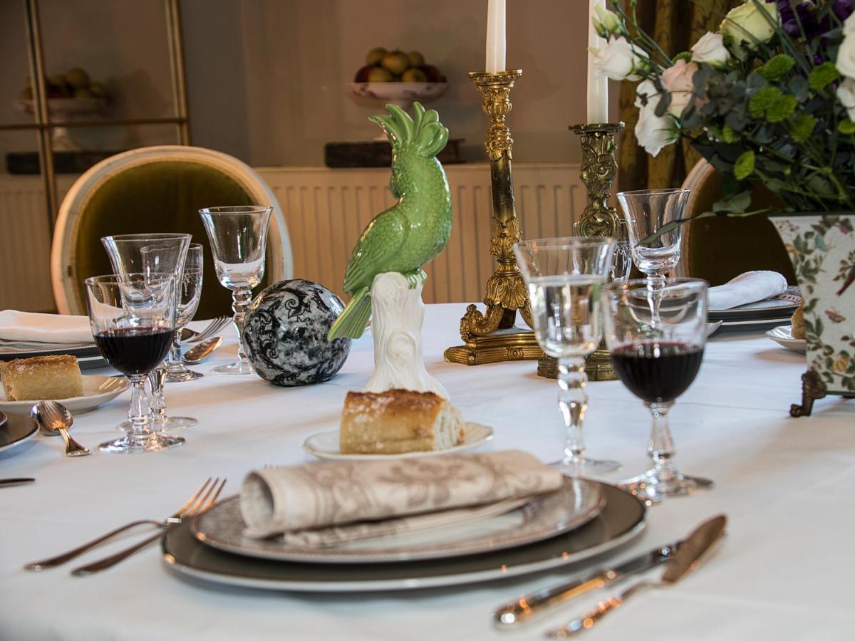 Le Manoir De Maucartier Bed & Breakfast Monnaie Dış mekan fotoğraf