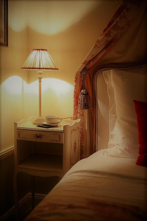 Le Manoir De Maucartier Bed & Breakfast Monnaie Dış mekan fotoğraf
