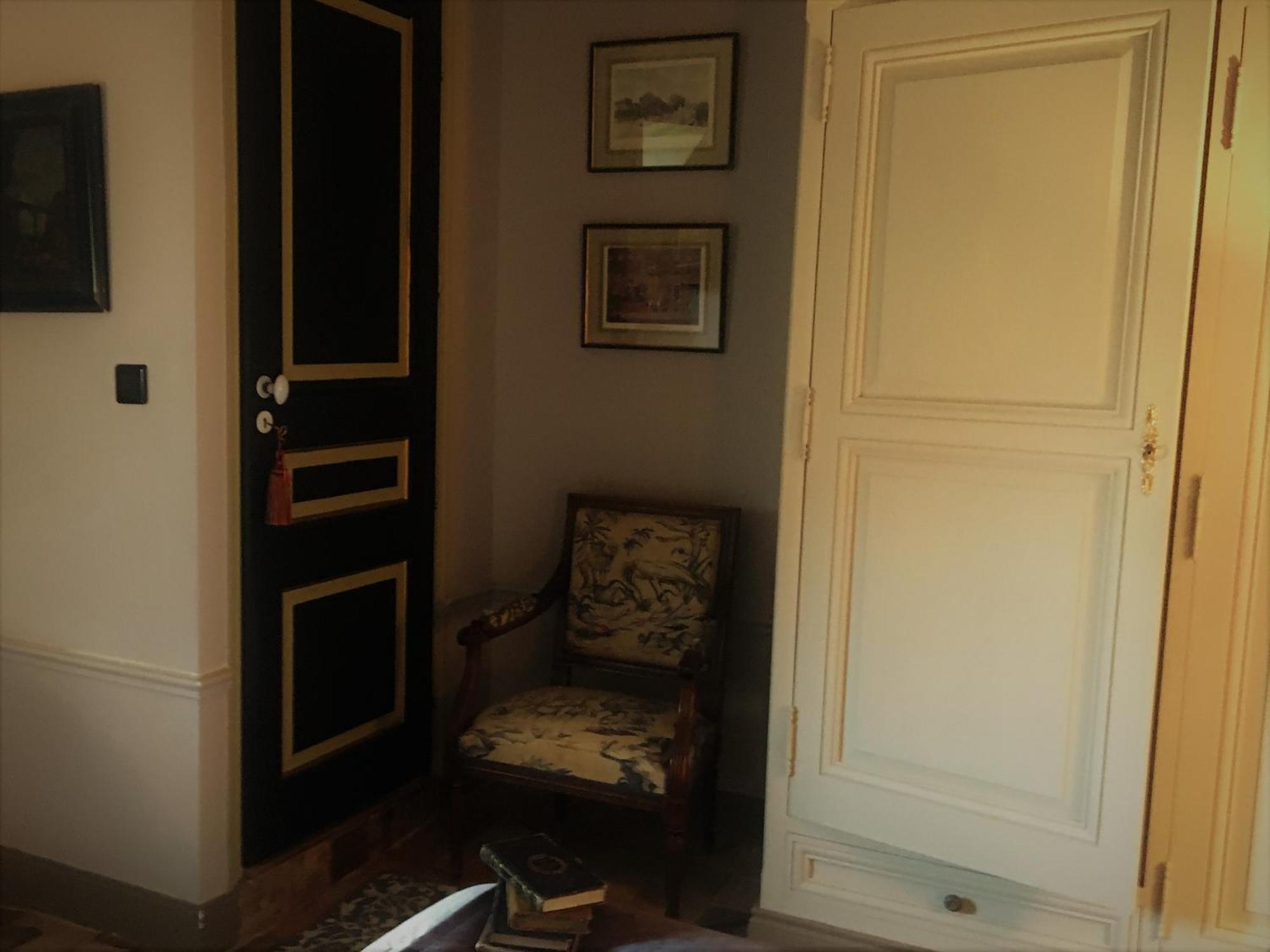 Le Manoir De Maucartier Bed & Breakfast Monnaie Oda fotoğraf