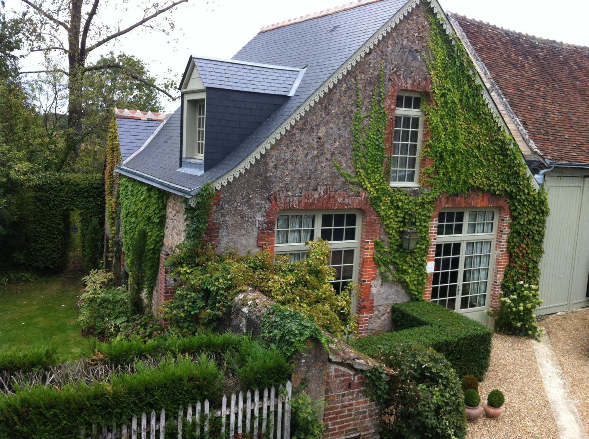 Le Manoir De Maucartier Bed & Breakfast Monnaie Oda fotoğraf