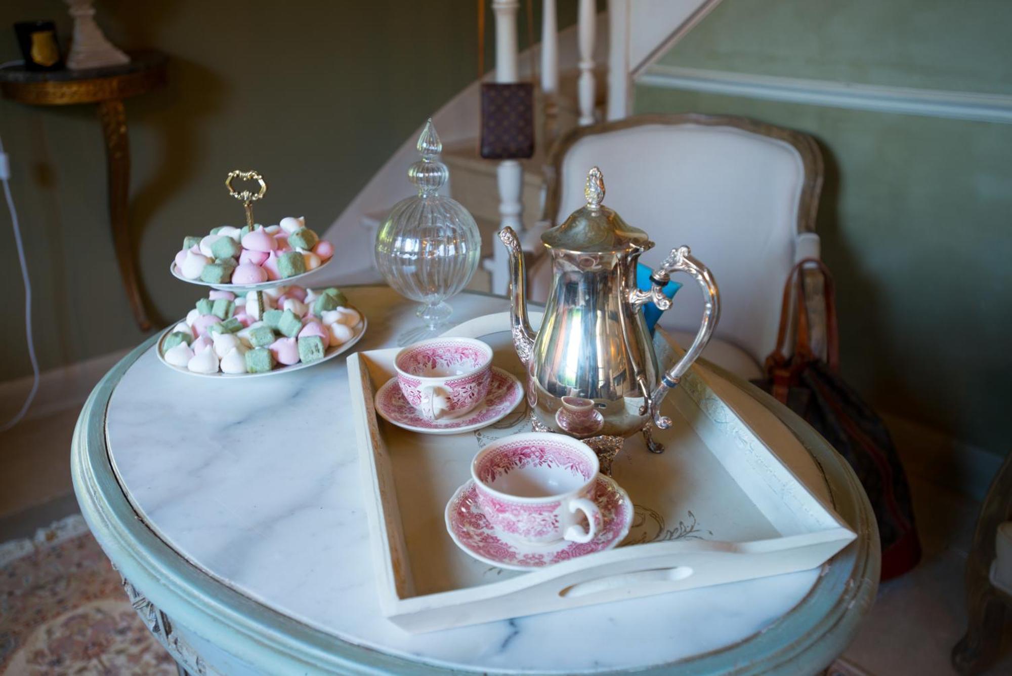Le Manoir De Maucartier Bed & Breakfast Monnaie Oda fotoğraf